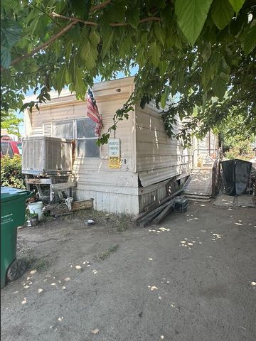 474 Douglas Street, Porterville, CA 93257