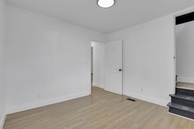 867 E 12th Avenue, Columbus, OH 43211