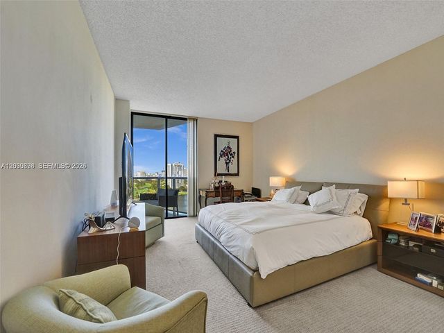 20281 E Country Club Dr 1609, Aventura, FL 33180