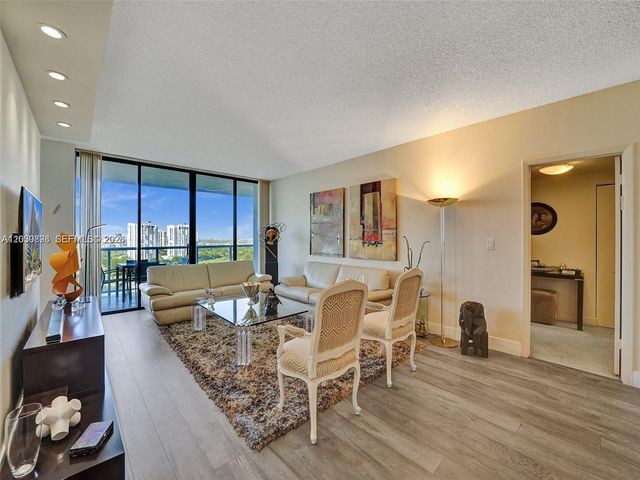 20281 E Country Club Dr 1609, Aventura, FL 33180