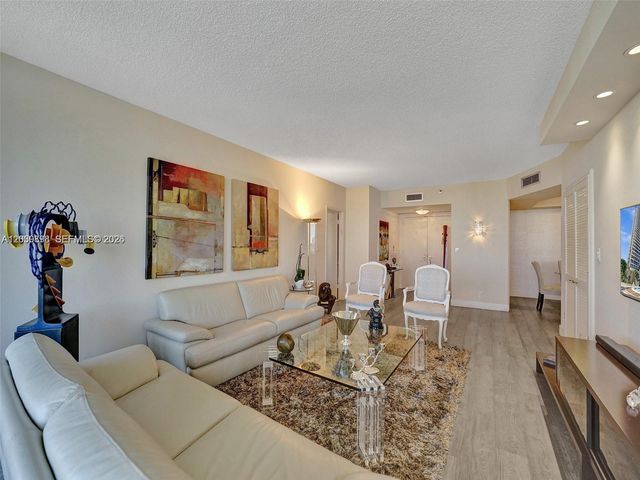 20281 E Country Club Dr 1609, Aventura, FL 33180