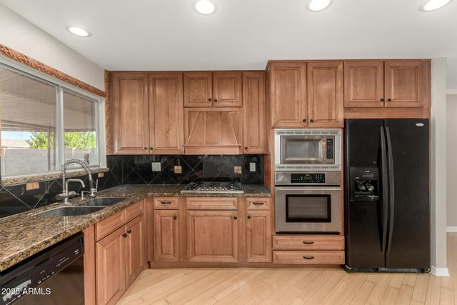 9219 W INDIAN HILLS Drive, Sun City, AZ 85351