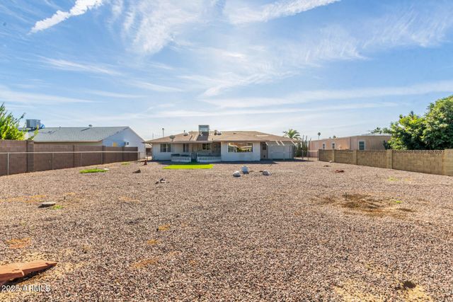 9219 W INDIAN HILLS Drive, Sun City, AZ 85351