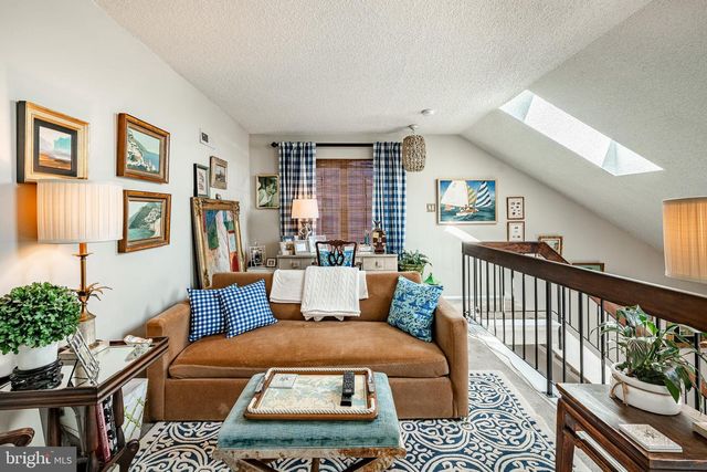 308-B SEDGEFIELD DR, Mount Laurel, NJ 08054