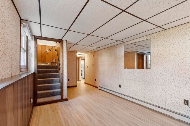 30 Davis Road, Portsmouth, NH 03801