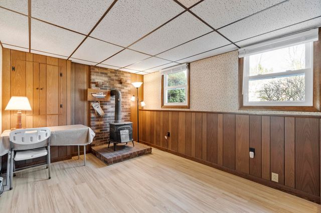 30 Davis Road, Portsmouth, NH 03801