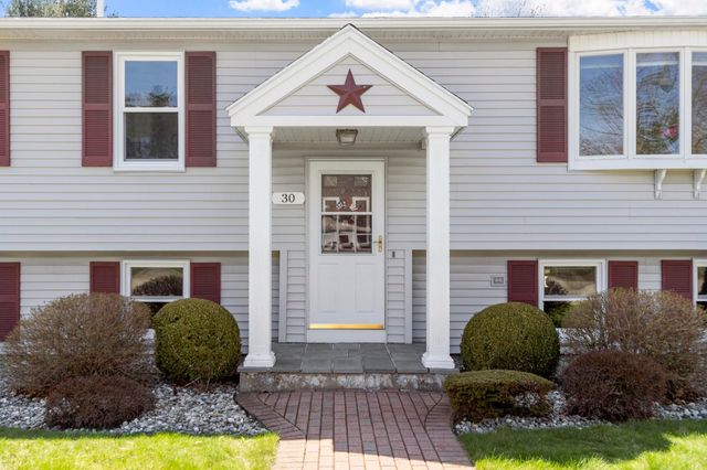 30 Davis Road, Portsmouth, NH 03801