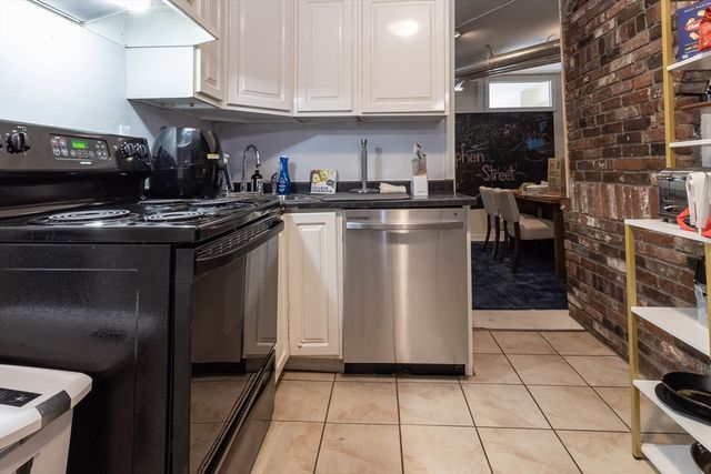 54 Saint Stephens St. 1, Boston, MA 02115