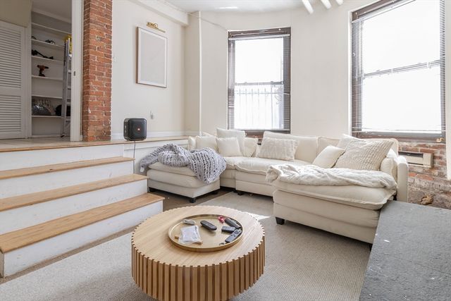 54 Saint Stephens St. 1, Boston, MA 02115