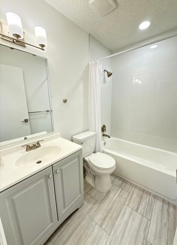 2630 W 28th Street, Riviera Beach, FL 33404