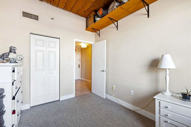 335 Cypress St Apt 3P, Manchester, NH 03103