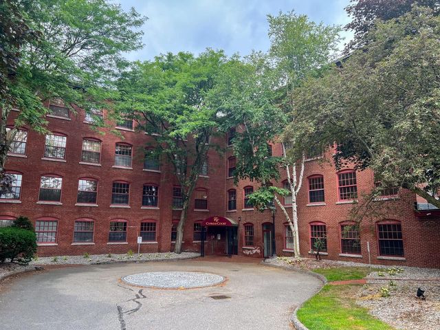 335 Cypress St Apt 3P, Manchester, NH 03103