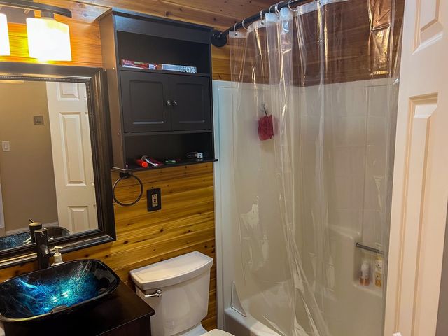 335 Cypress St Apt 3P, Manchester, NH 03103
