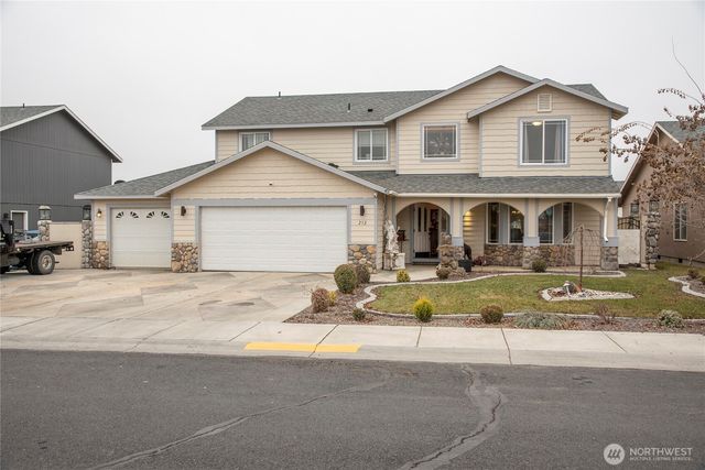 212 I Street NE, Quincy, WA 98848