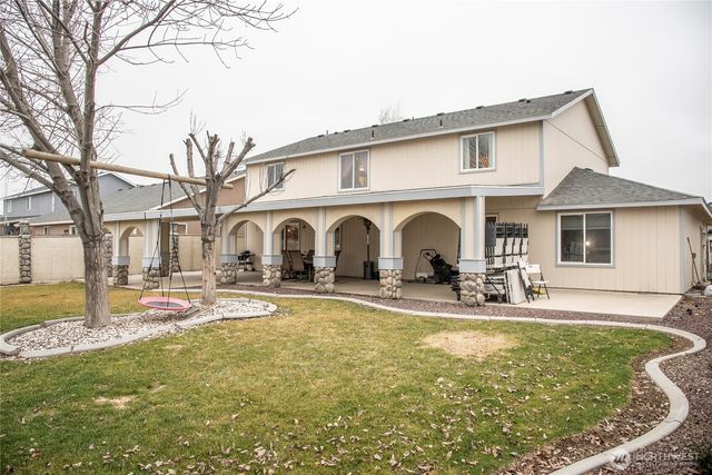 212 I Street NE, Quincy, WA 98848