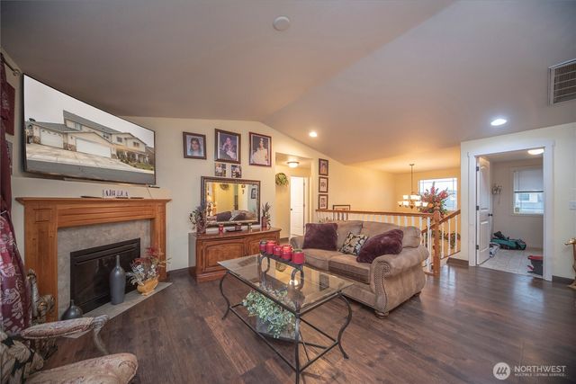 212 I Street NE, Quincy, WA 98848