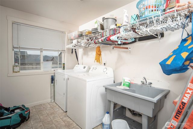 212 I Street NE, Quincy, WA 98848