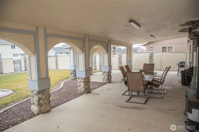 212 I Street NE, Quincy, WA 98848