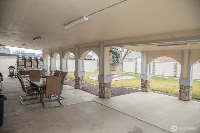 212 I Street NE, Quincy, WA 98848