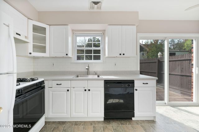 156 Greenwood Loop Road, Brick, NJ 08724