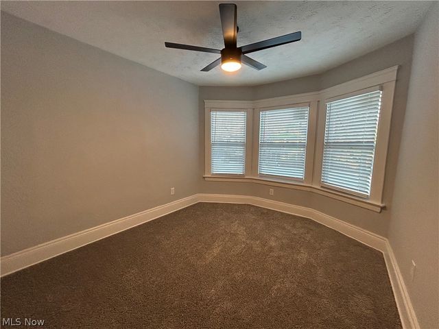 1442 E 133rd Street, East Cleveland, OH 44112