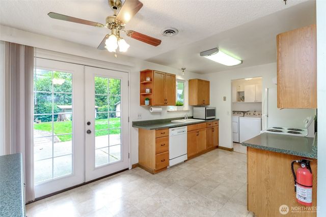 32449 46th Place South, Auburn, WA 98001