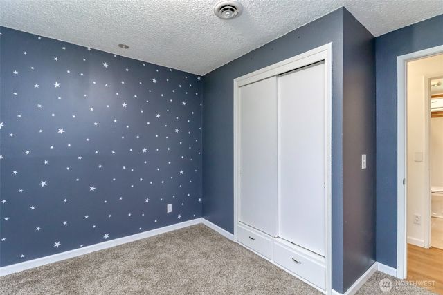 32449 46th Place South, Auburn, WA 98001