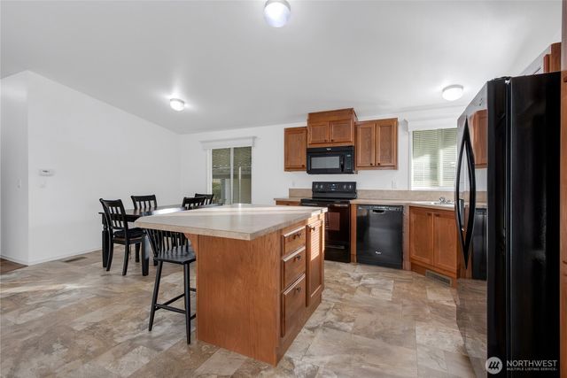 10022 191st Street E, Puyallup, WA 98375