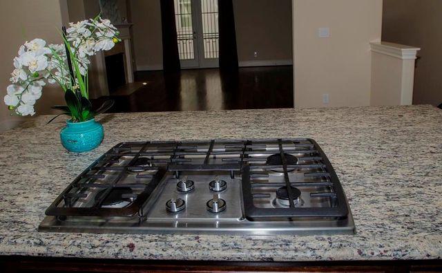 6310 Grand Boulevard, Houston, TX 77021