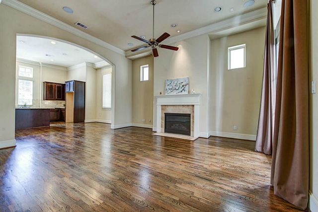 6310 Grand Boulevard, Houston, TX 77021