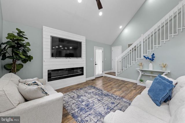 72 NEWPORT DR, Ocean Pines, MD 21811