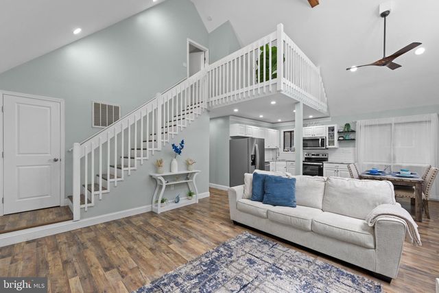 72 NEWPORT DR, Ocean Pines, MD 21811