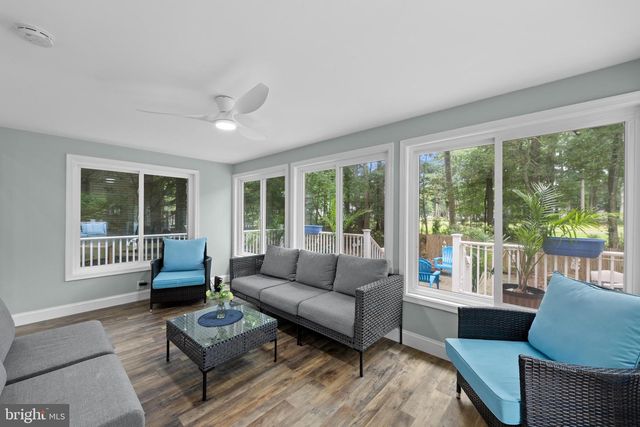72 NEWPORT DR, Ocean Pines, MD 21811