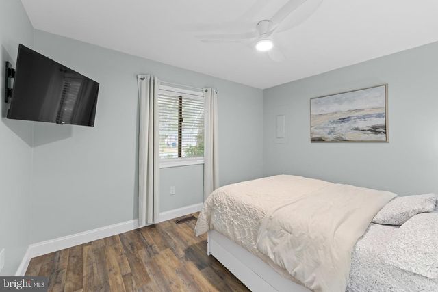 72 NEWPORT DR, Ocean Pines, MD 21811