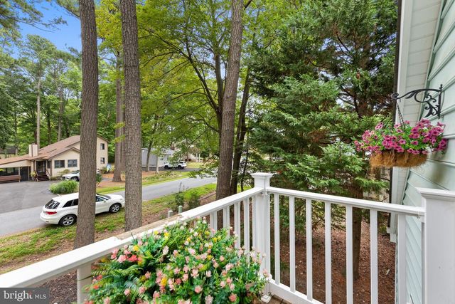 72 NEWPORT DR, Ocean Pines, MD 21811