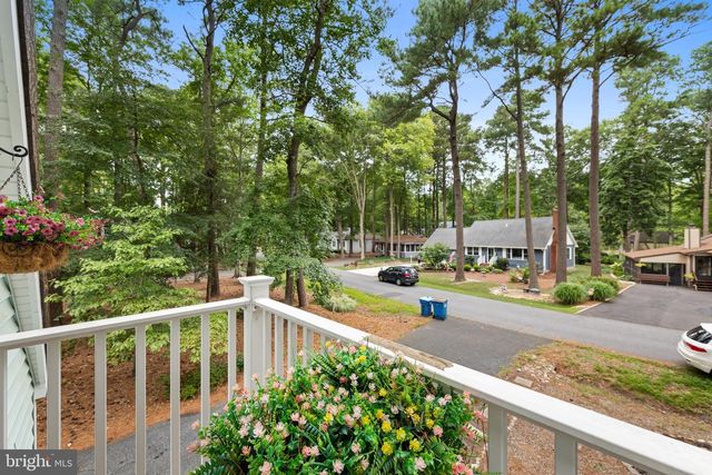 72 NEWPORT DR, Ocean Pines, MD 21811
