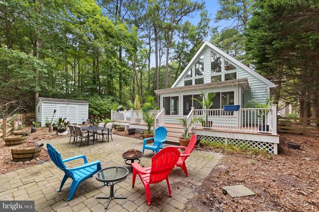 72 NEWPORT DR, Ocean Pines, MD 21811