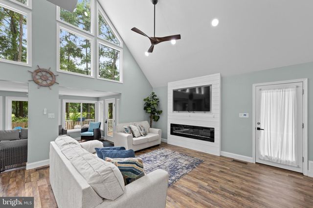 72 NEWPORT DR, Ocean Pines, MD 21811
