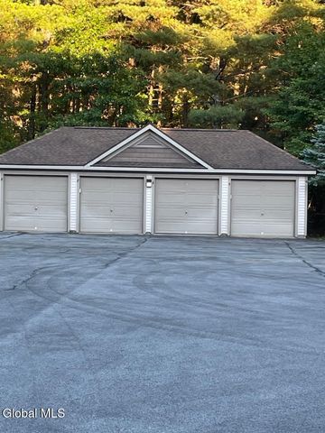 14 Lancaster Place, Ballston Spa, NY 12020