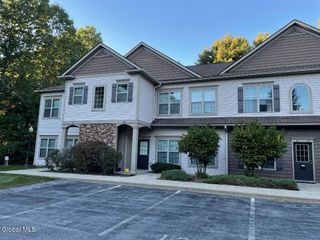 14 Lancaster Place, Ballston Spa, NY 12020