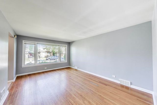 14233 S WALLACE Avenue, Riverdale, IL 60827