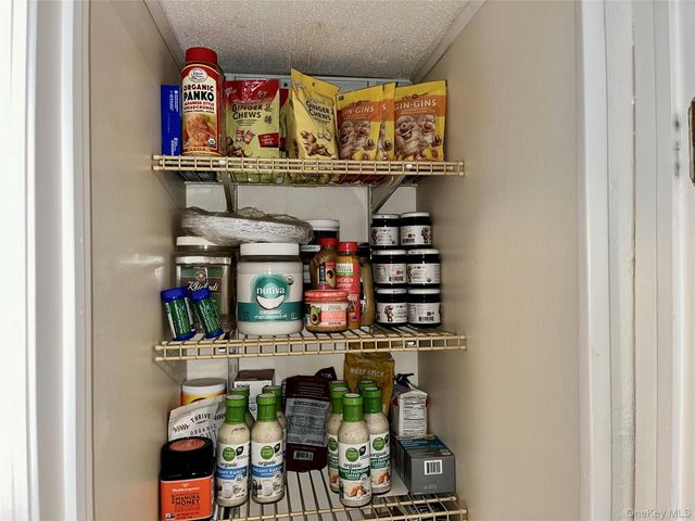 529 5th Ave, Middletown, NY 10941