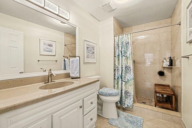 37454 Eagle Drive, Livonia City, MI 48150