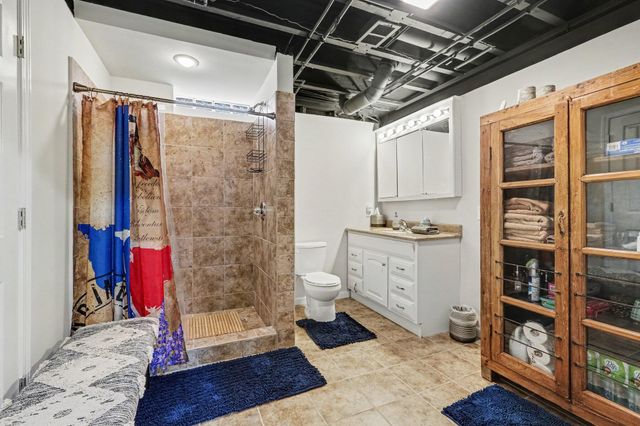 37454 Eagle Drive, Livonia City, MI 48150