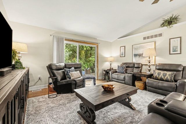 37454 Eagle Drive, Livonia City, MI 48150