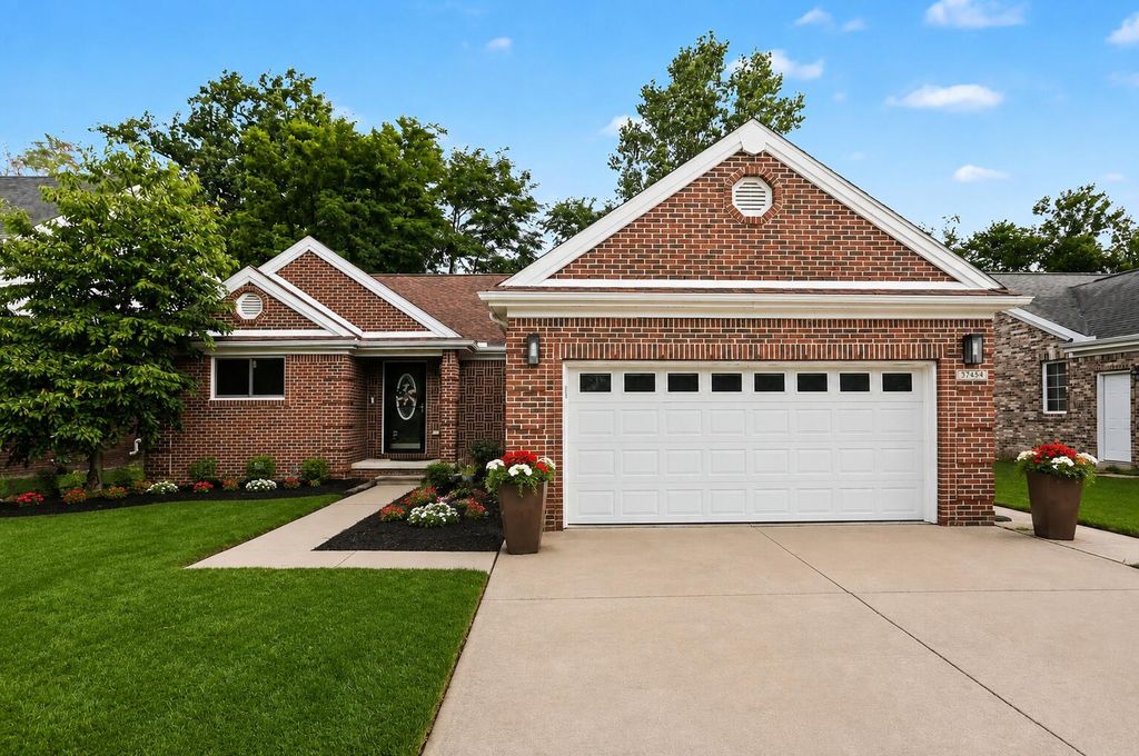 37454 Eagle Drive, Livonia City, MI 48150