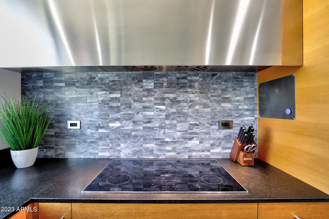 6333 N SCOTTSDALE Road 22, Scottsdale, AZ 85250