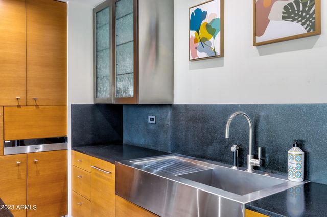 6333 N SCOTTSDALE Road 22, Scottsdale, AZ 85250