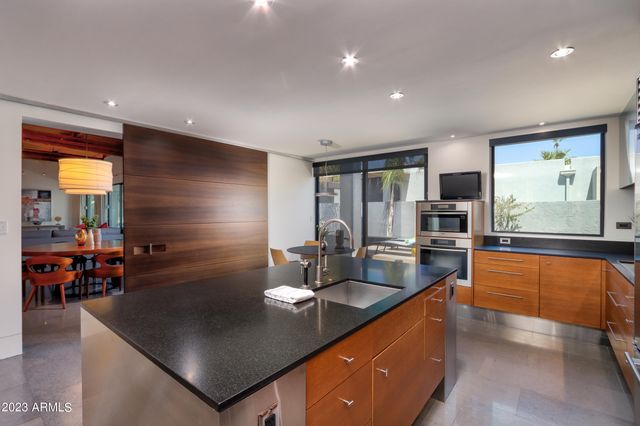 6333 N SCOTTSDALE Road 22, Scottsdale, AZ 85250