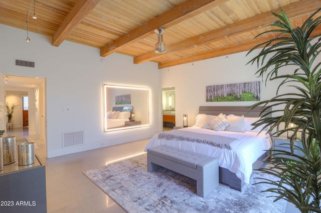 6333 N SCOTTSDALE Road 22, Scottsdale, AZ 85250